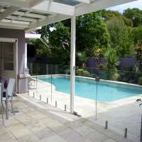 Polished Edges 12mm Clear Toughened Frameless Swimming Pool Fence Glass Safety Tempered Glass Pool Fence